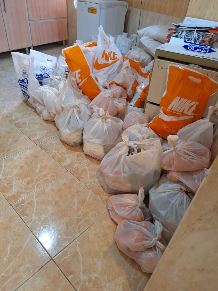 بسته های معیشتی سبد کالا به مناسبت شب یلدا