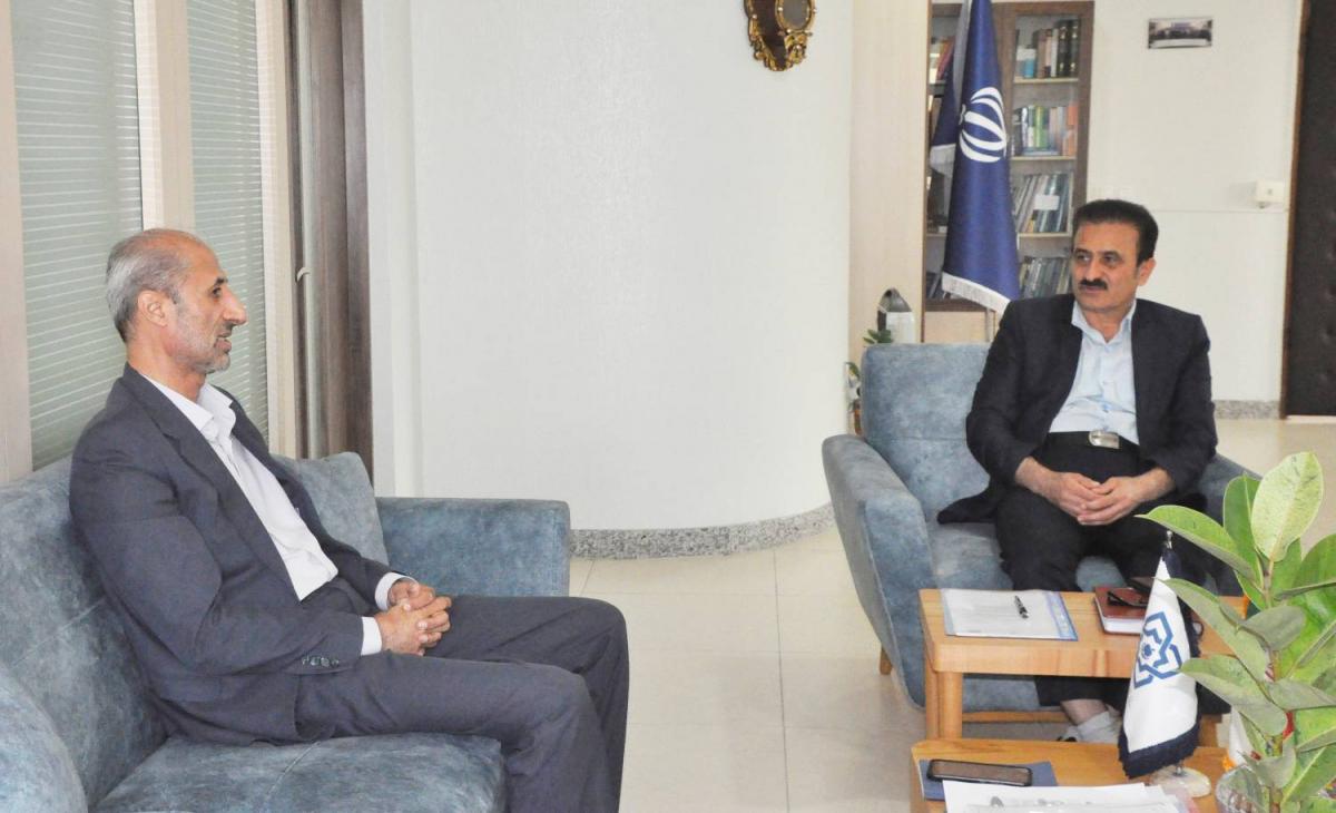 نشست صمیمی مدیران بیمه سلامت با محوریت رفع چالش‌های درمانی بیماران ام‌اس