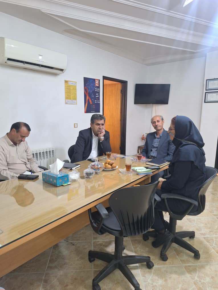 گفت‌وگوی دکتر بابایی با مسئولان انجمن ام‌اس درباره حمایت‌های درمانی